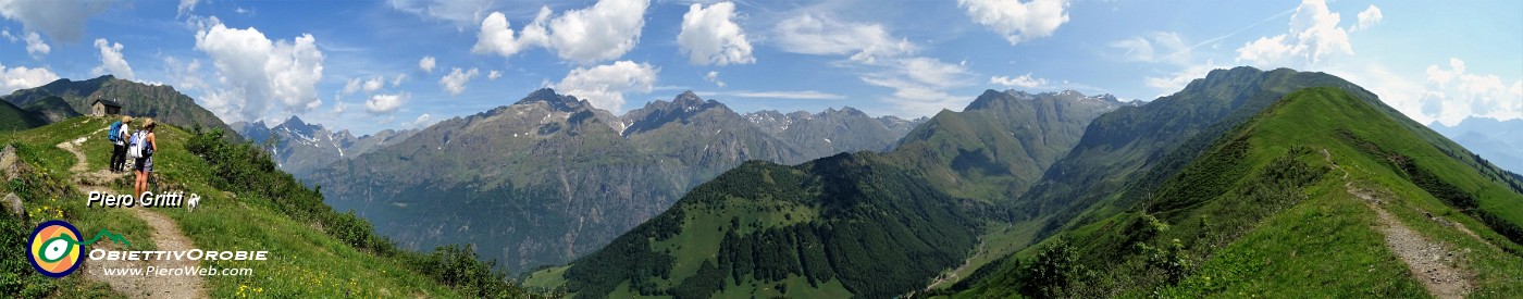 24 Panoramica dalla Chiesetta della Manina.jpg